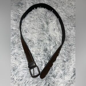 Levi’s Men’s Reversible Black/Brown Size 34-36 Belt